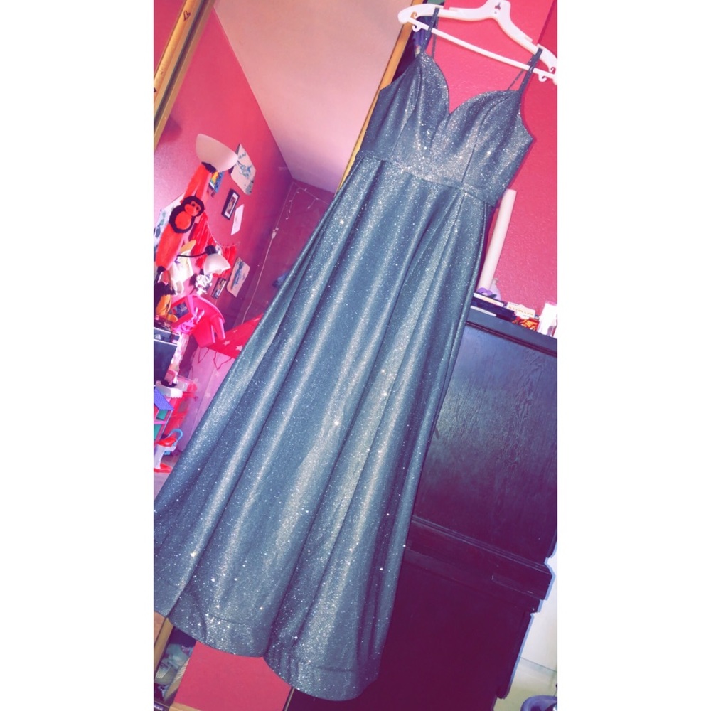 Long Glittery Formal Party dress